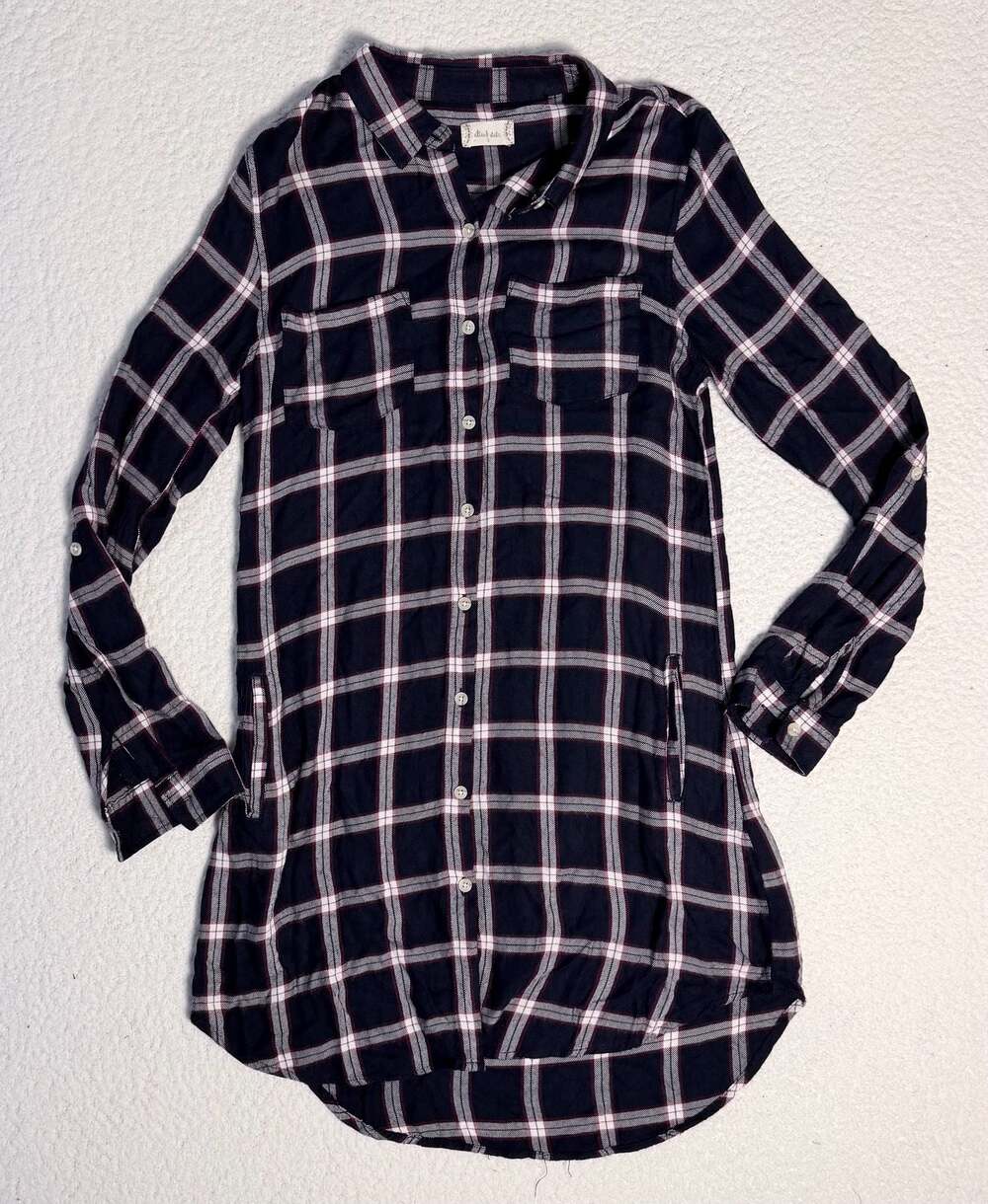 Altar'd State Women's Navy and Wine Plaid Button-Down Tunic Shirt Dress